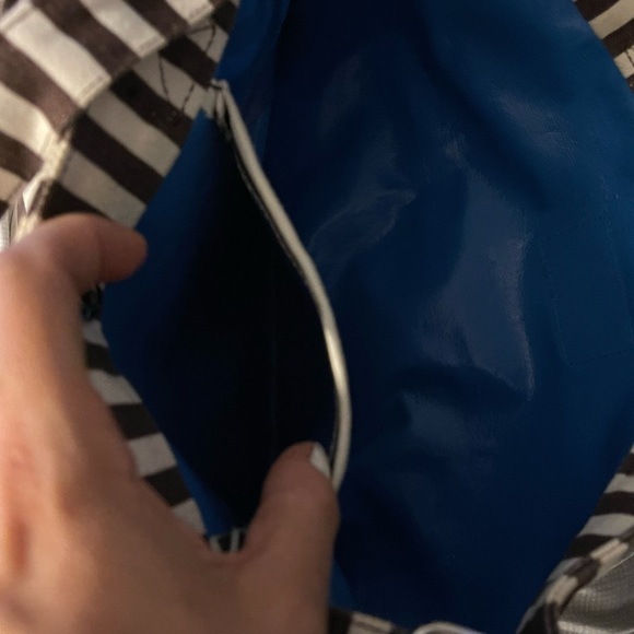 Henri Bendel beach bag. - Picture 4 of 4